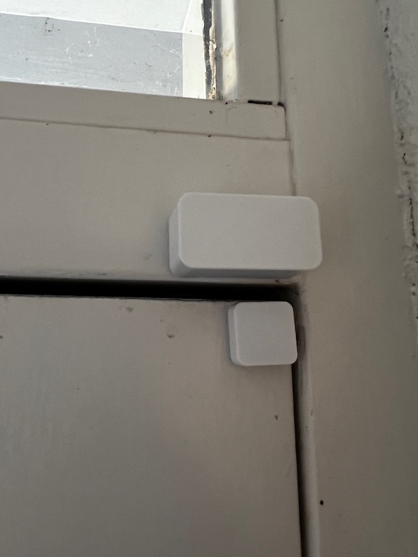 Nuki Smart Lock sensor op deur